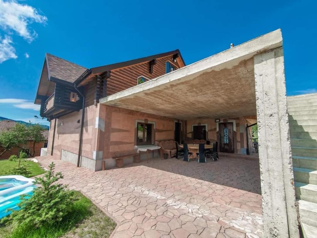 Галерея Карпат Plave Exterior foto